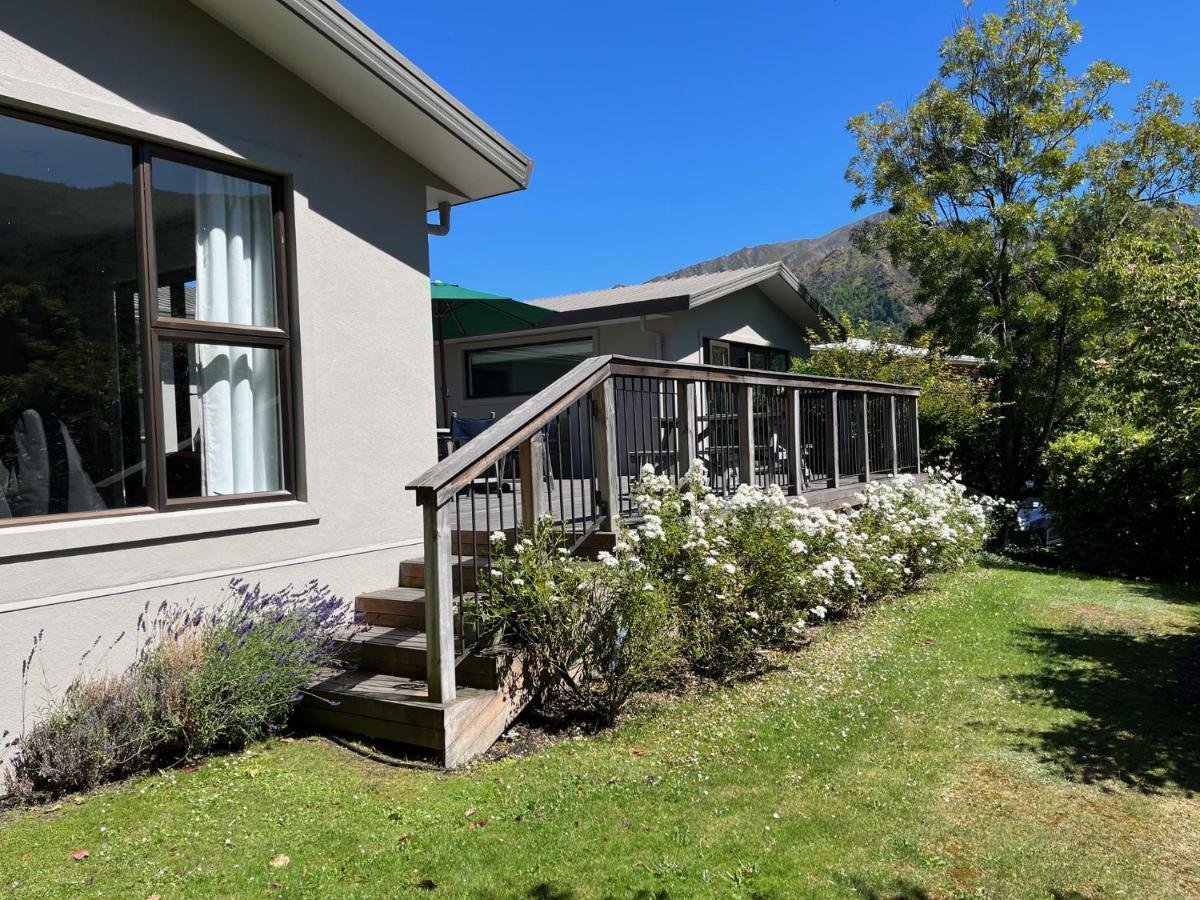 Family Home On Inverness Arrowtown Exterior photo